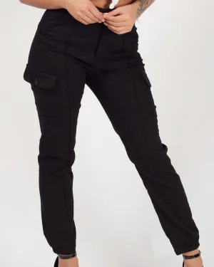 Carlia Cuffed Hem Cargo Trousers In Black